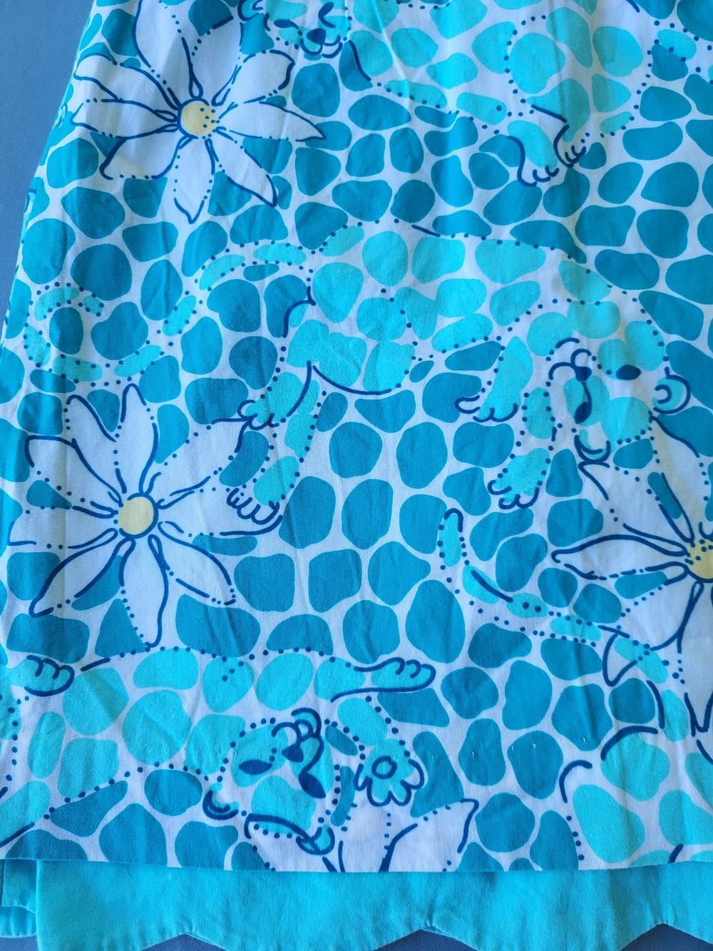 Vintage 1999 Lilly Pulitzer Aqua & Turquoise Floral Scalloped Hem Mini Skirt - Picture 2 of 5